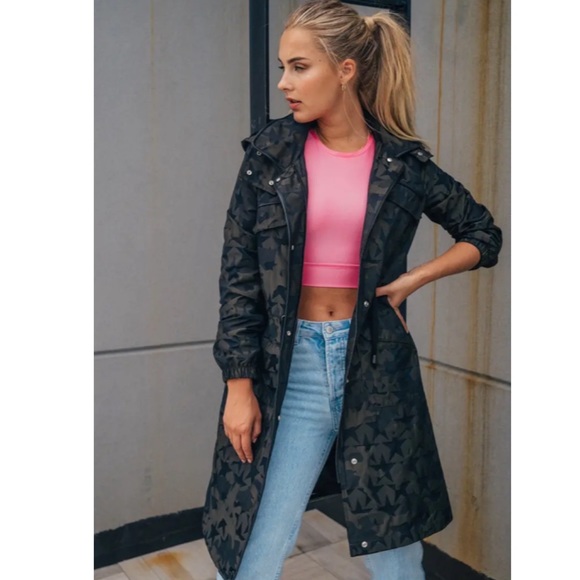 Avec Les Filles Jackets & Blazers - AVEC LES FILLES Star Jacquard Raincoat Size Small